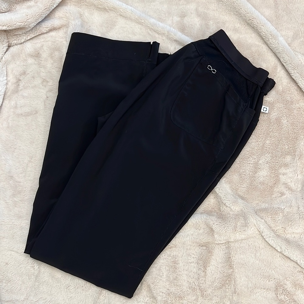 Infinity black scrub pants Small Tall